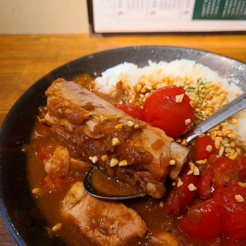 ポークカレー+ごろごろぷちトマト(みのりんご )