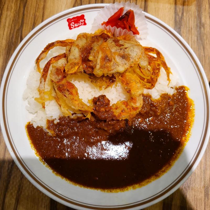 カレーライス+まるごとカニフライ(銀座スイス八重洲店（八重洲地下街）カレー専門店)