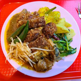 カスタム　ナシカンダール(ゼロツー ナシカンダール トーキョー)