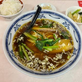 拉麺定食(餃子李)