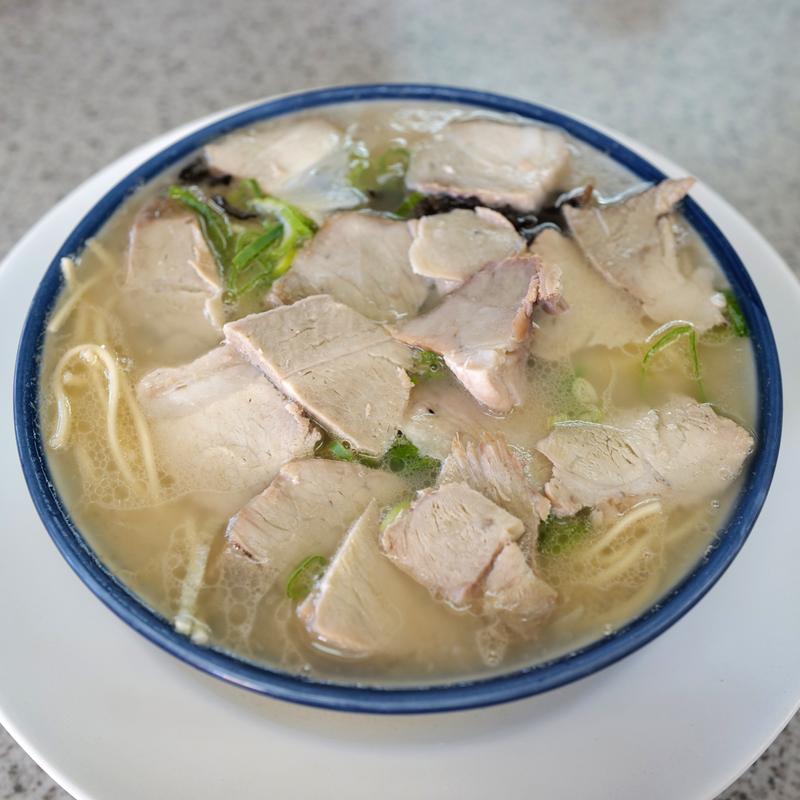 チャーシュー麺(博多ラーメン しばらく 福重店)