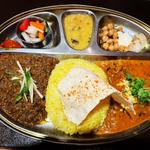 2種プレート(カフェ＆カレー ボタ)