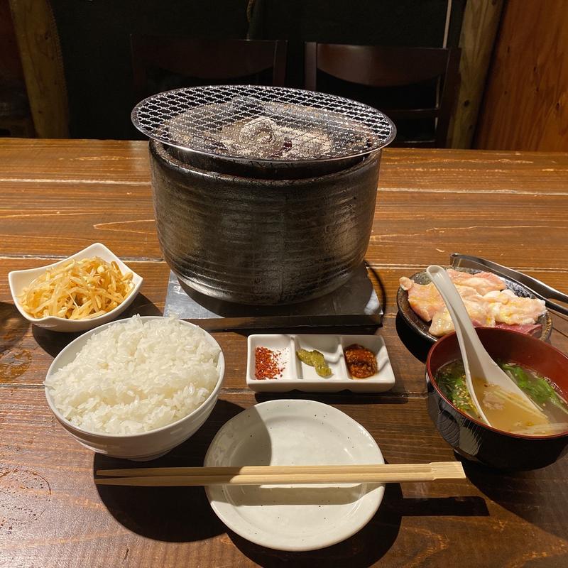 牛のホルモンセット(肉小屋 志村坂上店)