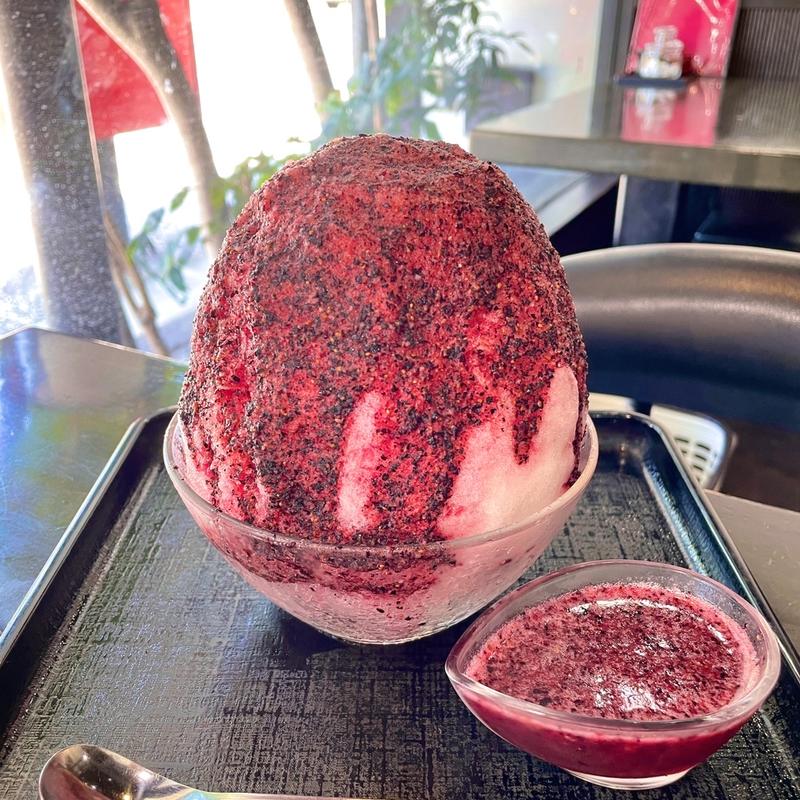 ブルーベリー氷(いっぷく処 古の花)