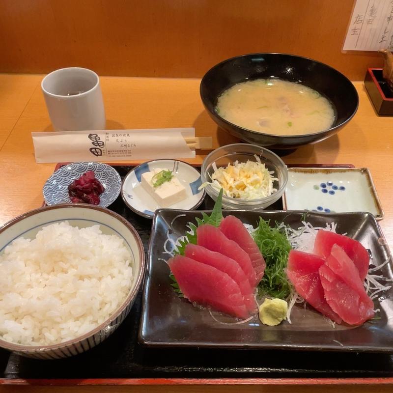 まぐろ刺身定食(和茶房亀田)