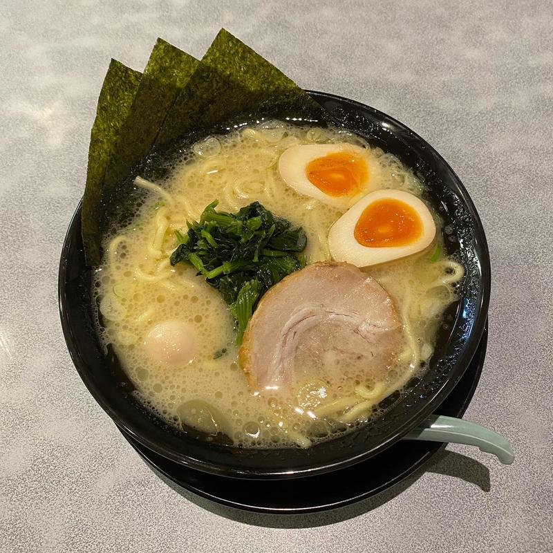 (横浜家系ラーメン 野白家 江南店)