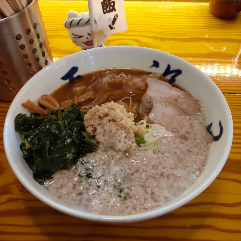 背脂生姜ワンタンメン(五福星 （うーふーしん）)