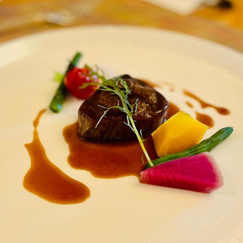 国産牛フィレ肉のグリリアータ　季節の野菜添え(イル・テアトロ／ホテル椿山荘東京)