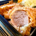 特ひれかつ定食