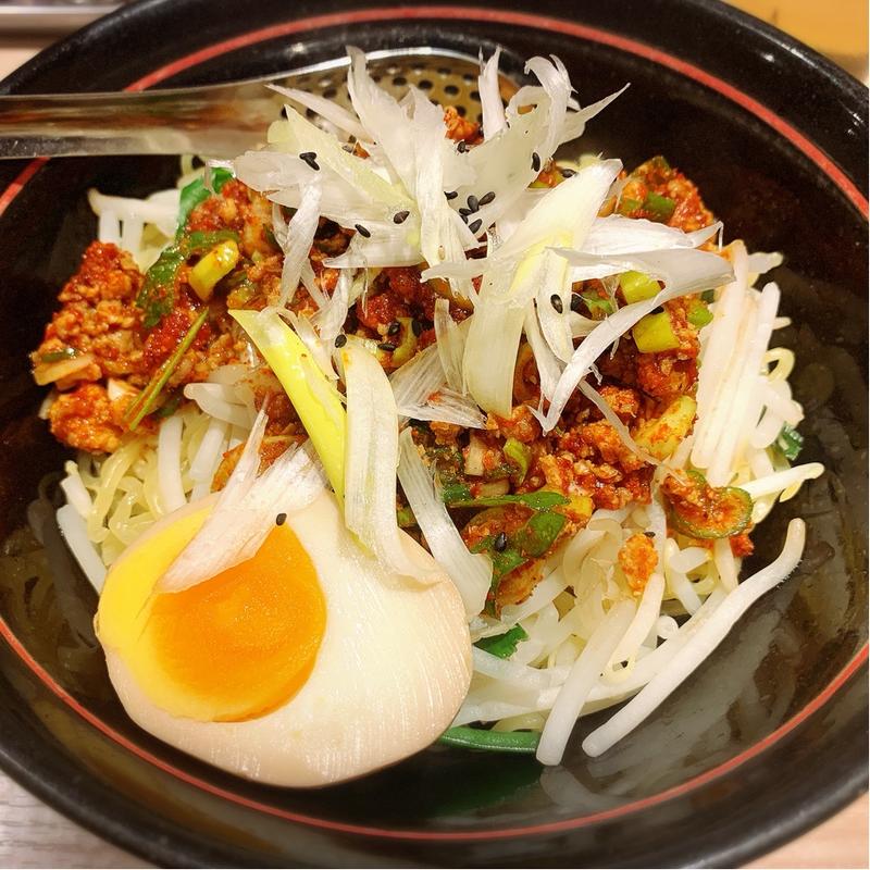 激辛汁なし担々麺（温）(博多担々麺 新田屋 梟（にったや ふくろう）)