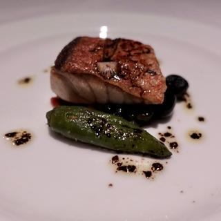 鮮魚のポワレ(箱根エレカーサ ホテル&スパ)