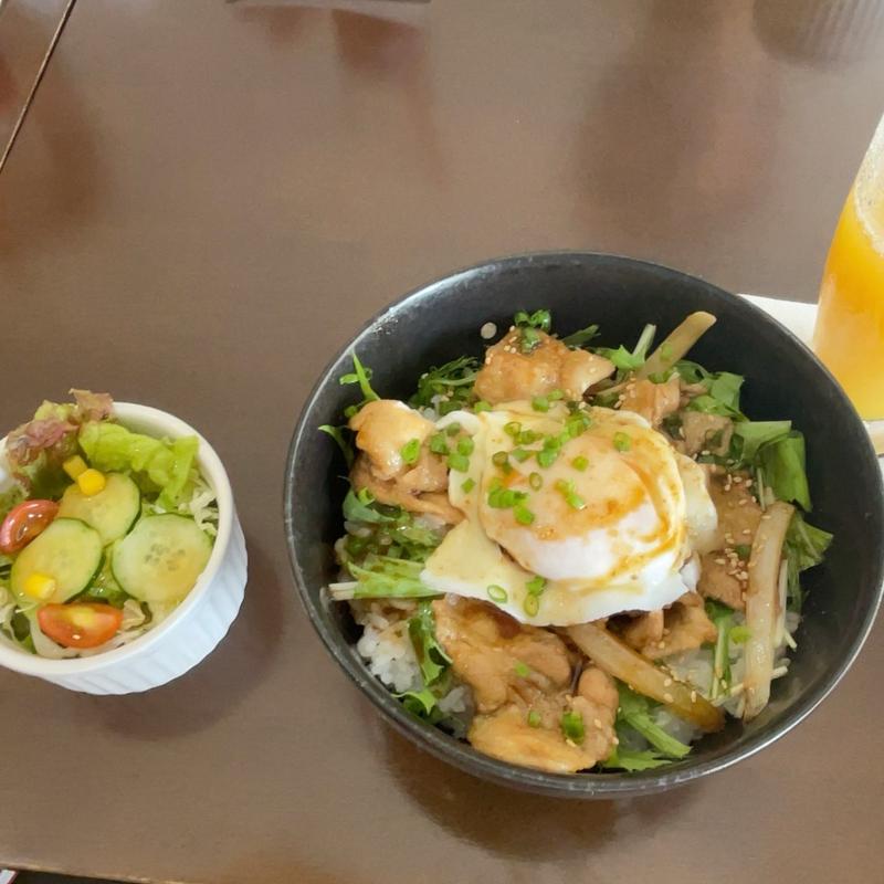 豚たま丼(こばち)