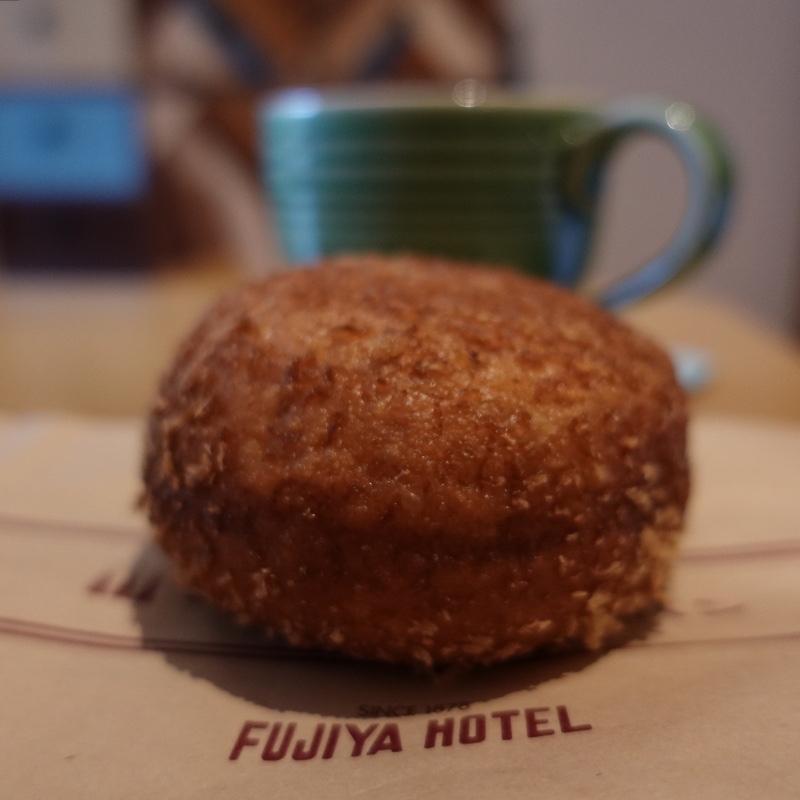 クラシックカレーパン(ベーカリー&スイーツ ピコット)