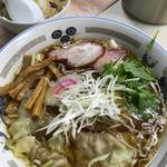 ワンタン麺(ザ･ラーメン屋)