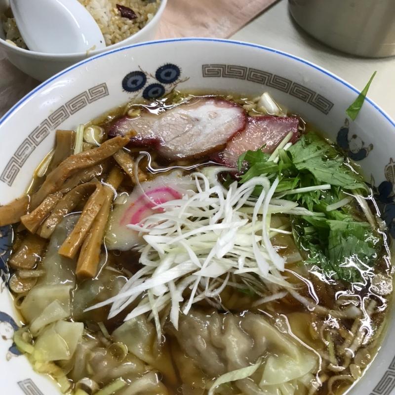 ワンタン麺(ザ･ラーメン屋)