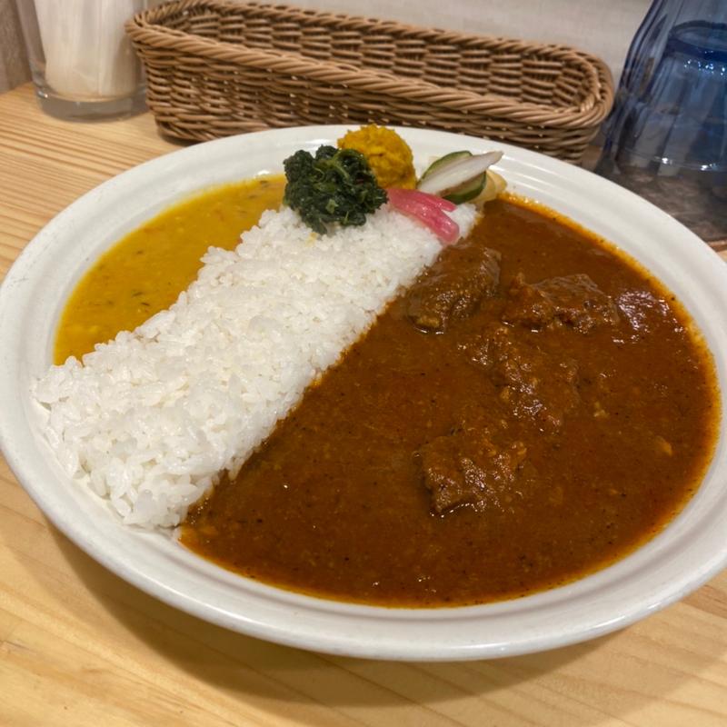 マトンカレーセット(カレー＆オリエンタルバル 桃の実)