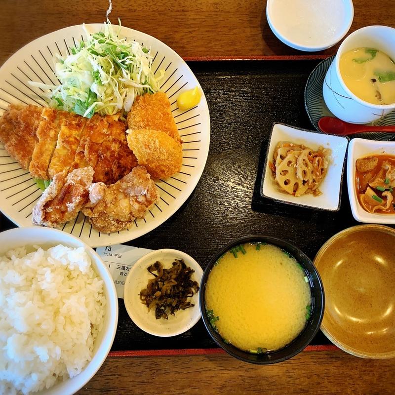 三福カツ定食（とんかつ・コロッケ・からあげ）(大衆食堂 三福(みふく) 肉のたかお直営店)