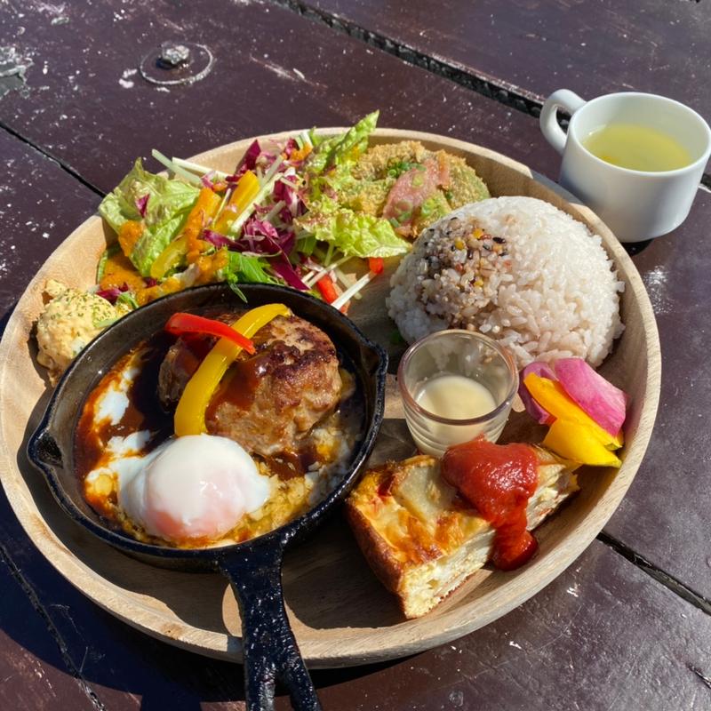 ハンバーグプレート(マールカフェ )