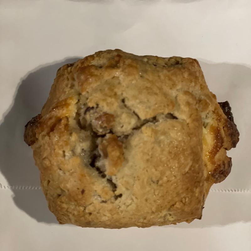 栗とホワイトチョコのスコーン(THE CITY BAKERY グランベリーパーク)