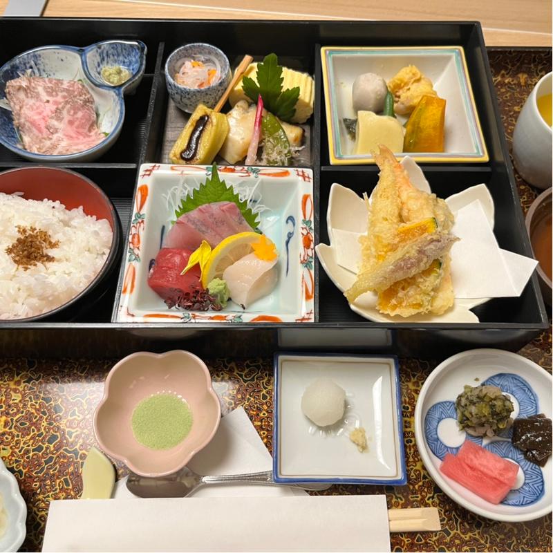 松花堂弁当(花月 かぶと （かげつ かぶと）)