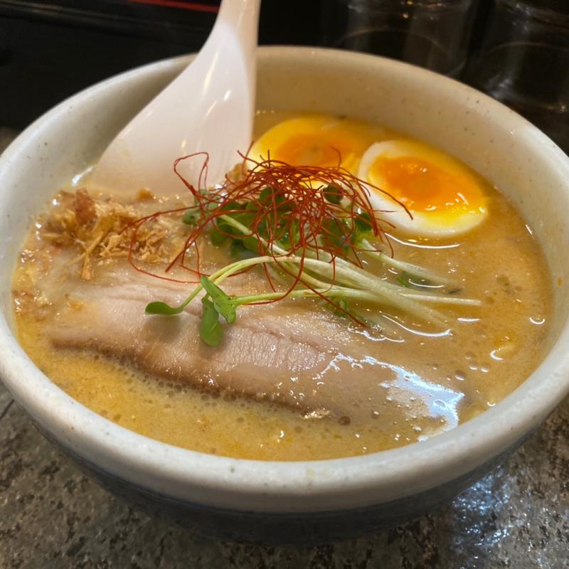 白カリーメン(らーめん山頭火 五反田店)