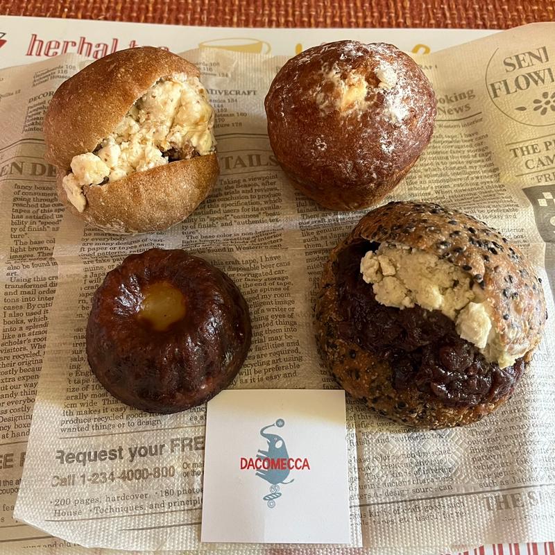 パンいろいろ(ダコメッカ)