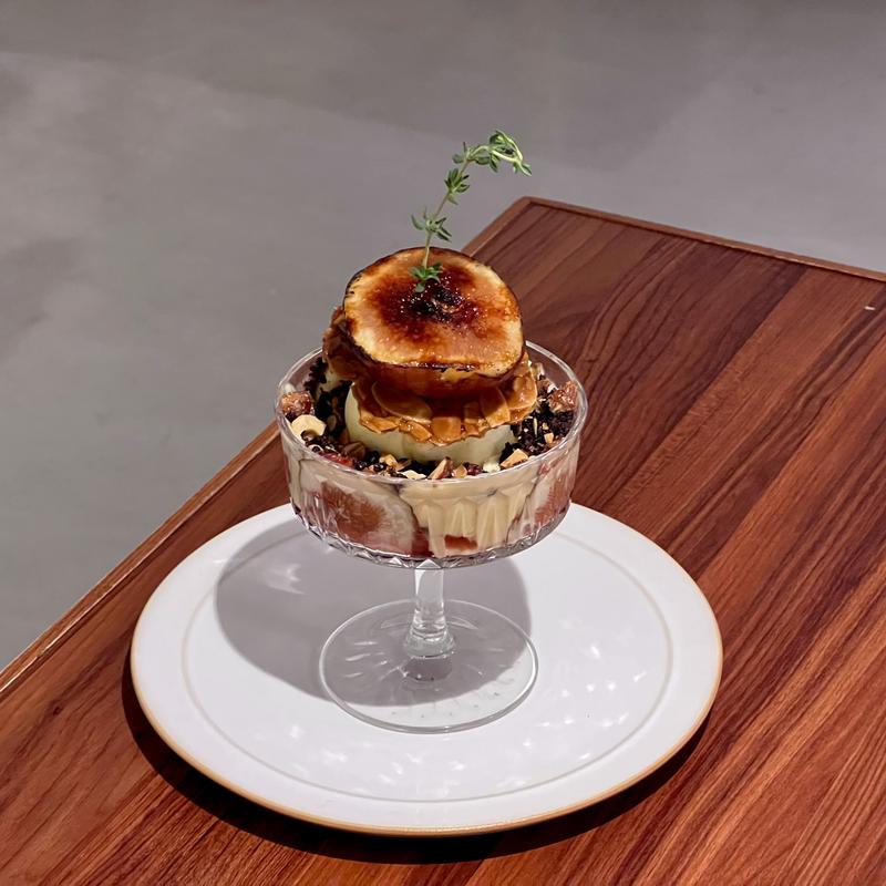 秋のミニパフェ(おかしナスープ)