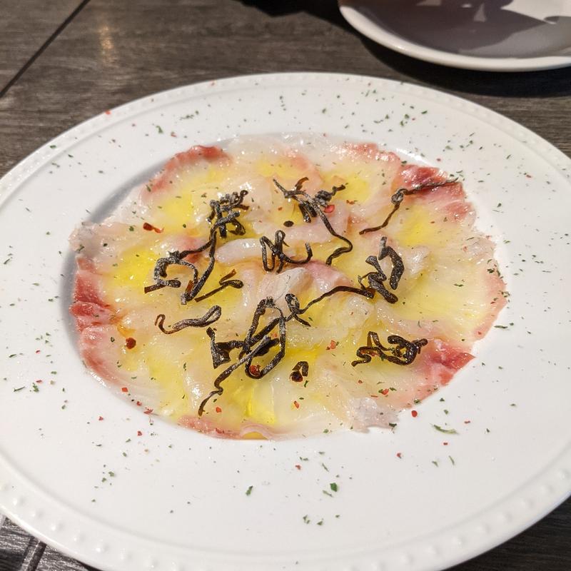 鮮魚のカルパッチョ(Osteria Lauro)