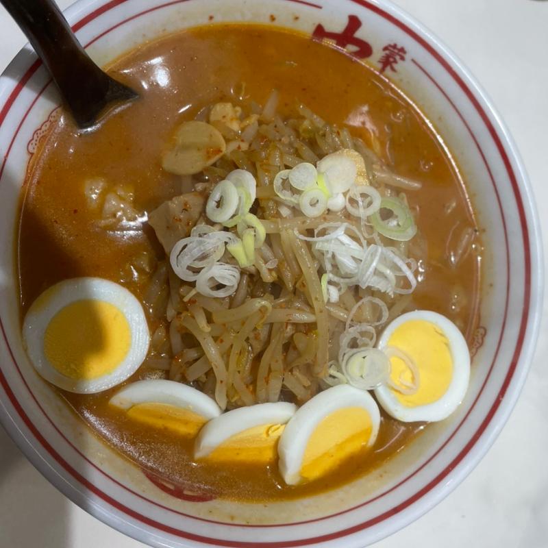 (蒙古タンメン中本 横浜店)