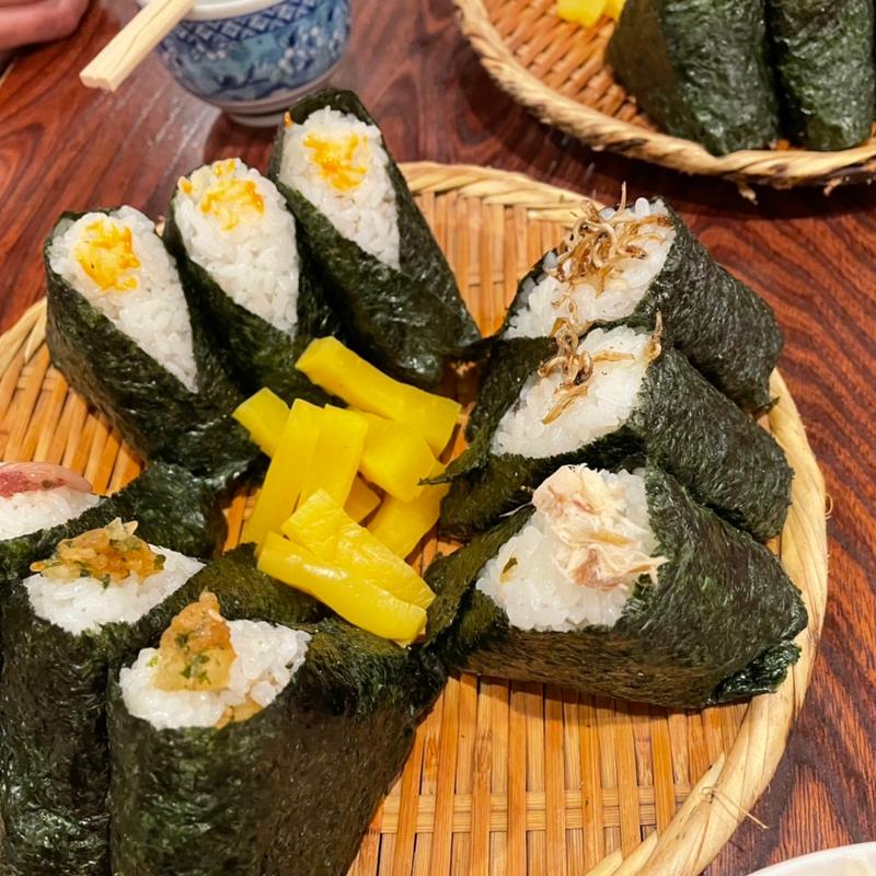 (おにぎり専門店 かにや 銅座本店)