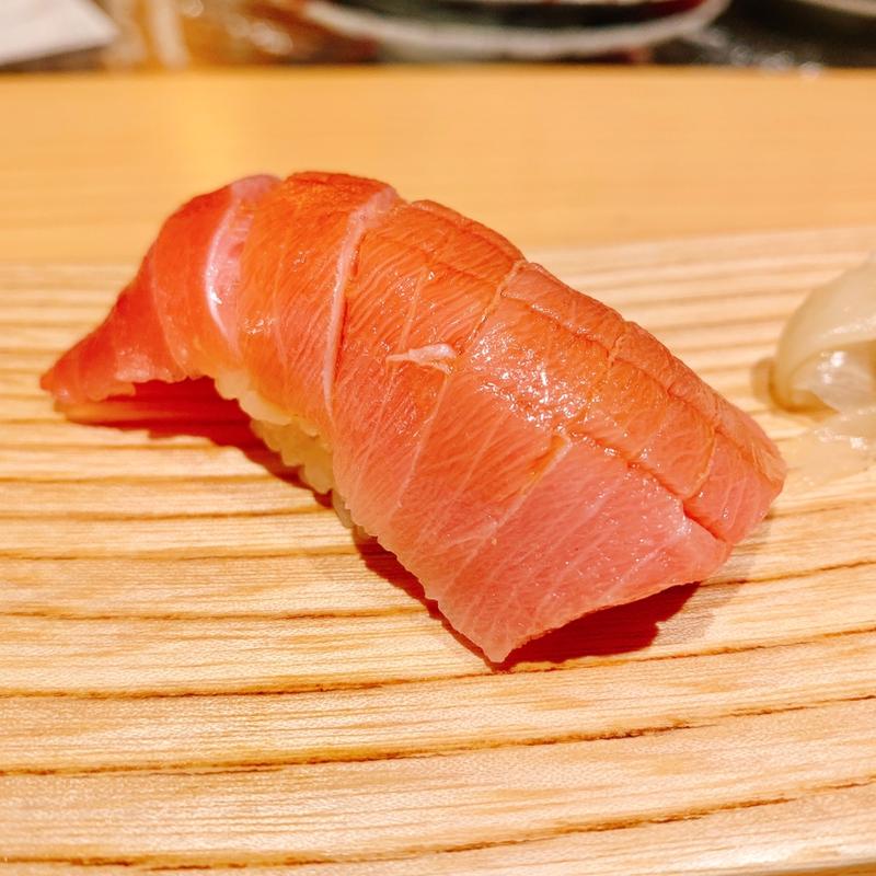 中トロ握り(天然本まぐろ ありそ鮨し グランスタ東京店)