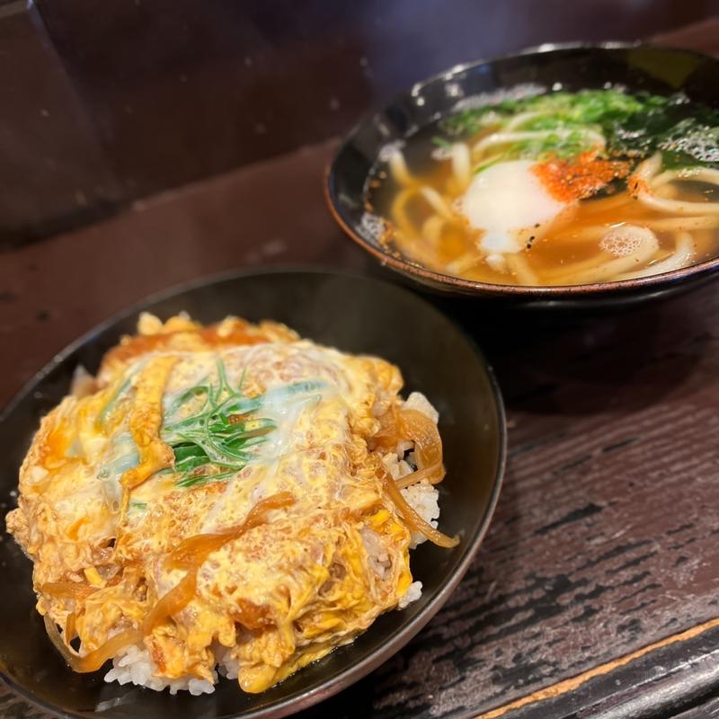 カツ丼小うどん付(めん処 つるつる亭 )