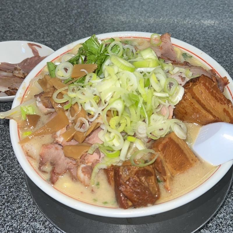 勝豚ダブル(手打らーめん 勝龍)