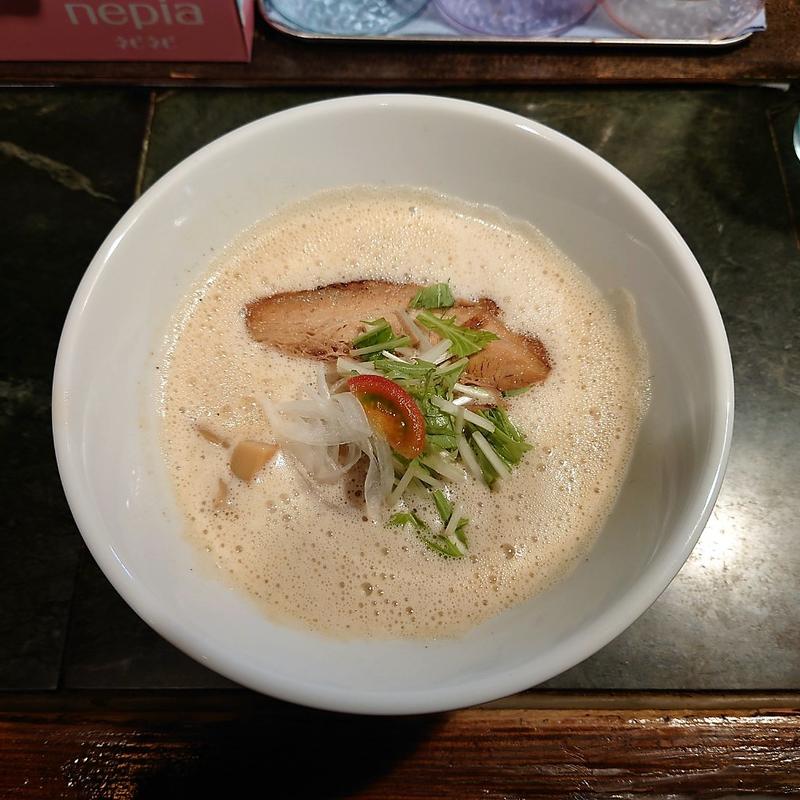 濃昆鶏白湯醤油(かぞく亭 )