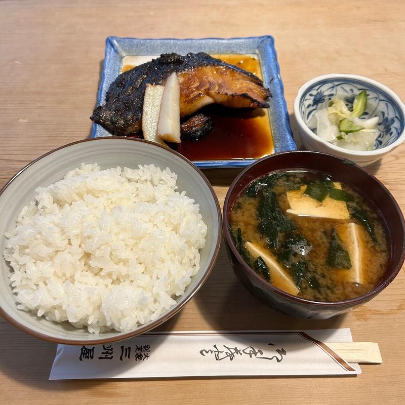 銀むつ照焼定食(三州屋 飯田橋 （さんしゅうや）)