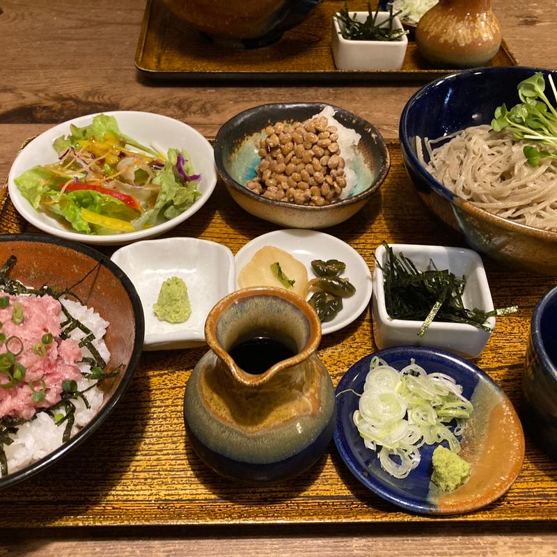納豆おろしそばとミニネギトロ丼(そば処　一徳 )
