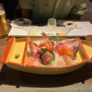 (お食事処 かね光水産 （かねみつすいさん）)