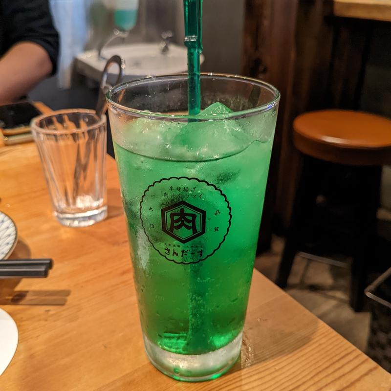 シャリキンソーダ　メロン(さんだーす ちぇるる野毛店)