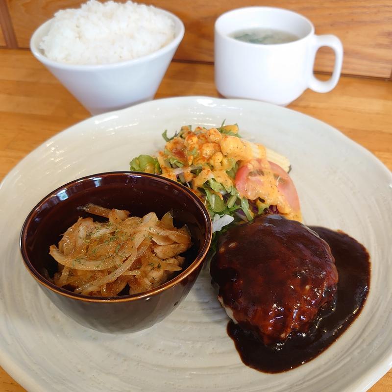 チーズハンバーグ・麦豚しょうが焼き(ライス付)(キッチンゴン （Kitchen Gon）)