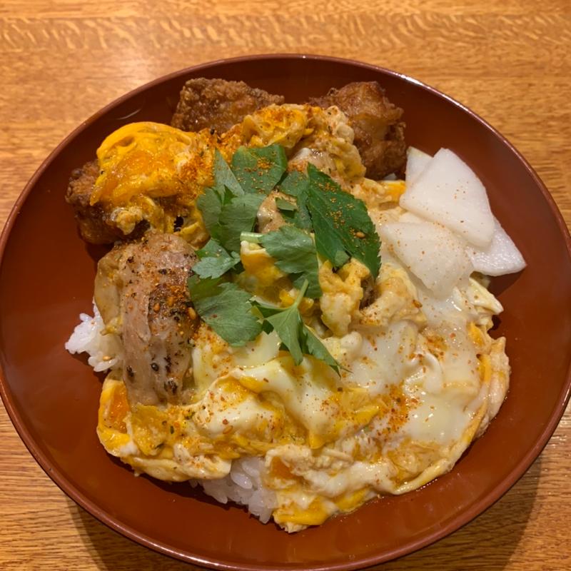 唐揚げ親子丼(鳥一味)