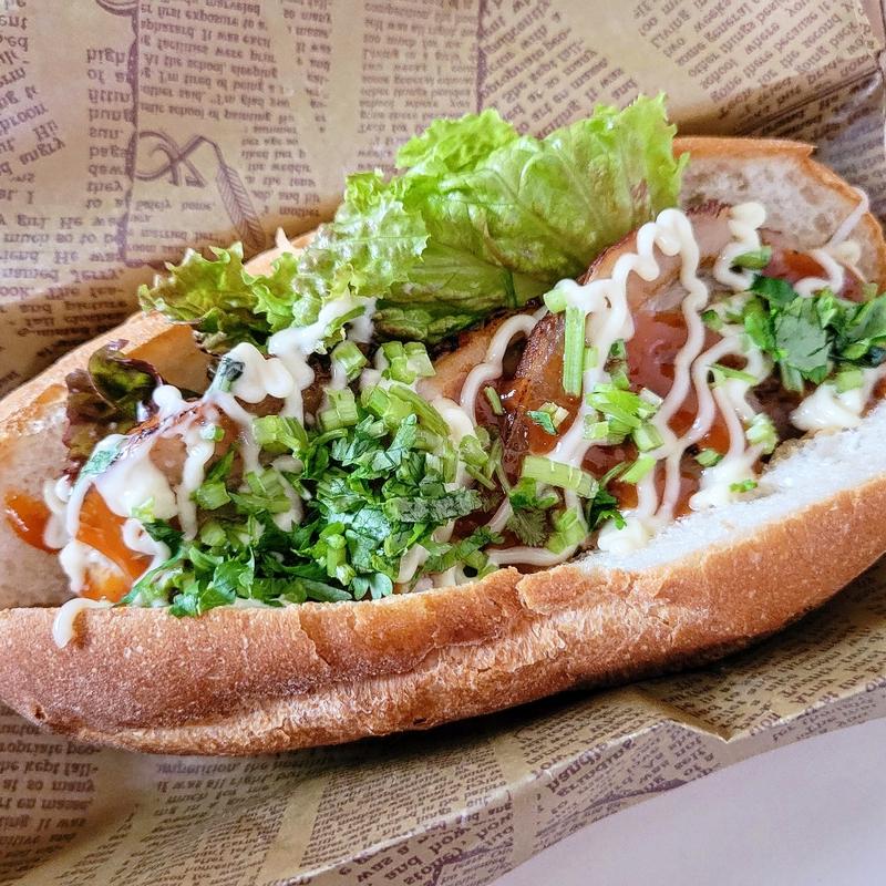 焼豚のバインミー(ベトナム料理デリバリー タインホア)