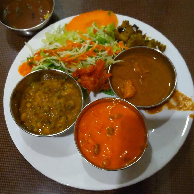 ランチビュッフェ(アムダスラビー 西葛西店 AmudhaSurbhi)