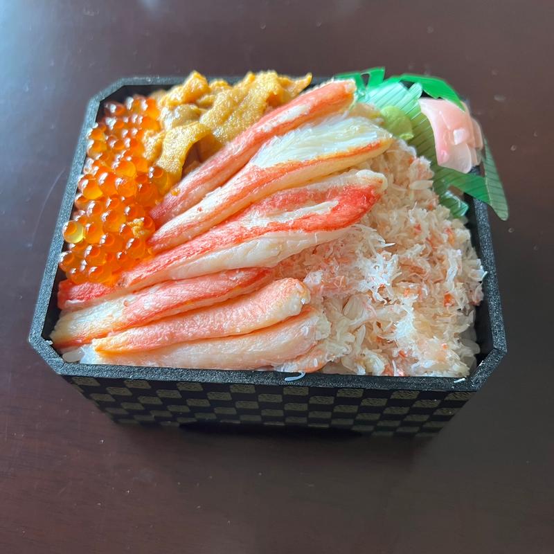 三色丼(高島屋 横浜店)