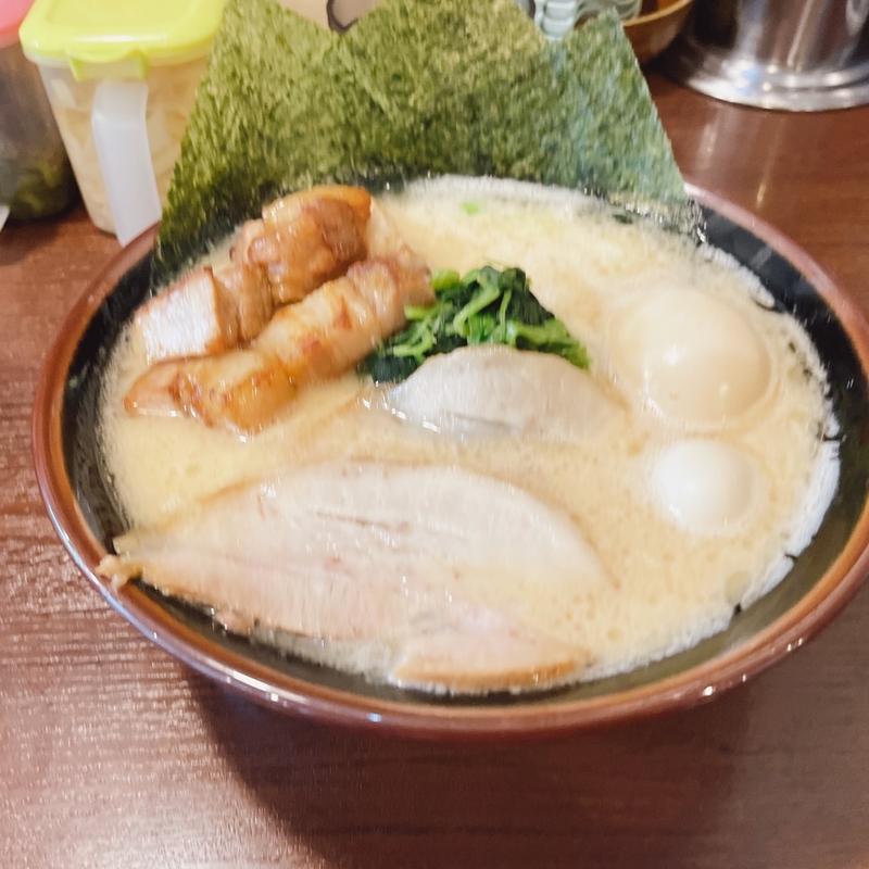 味玉ラーメン(喜多見家 大田原店 （キタミヤ）)