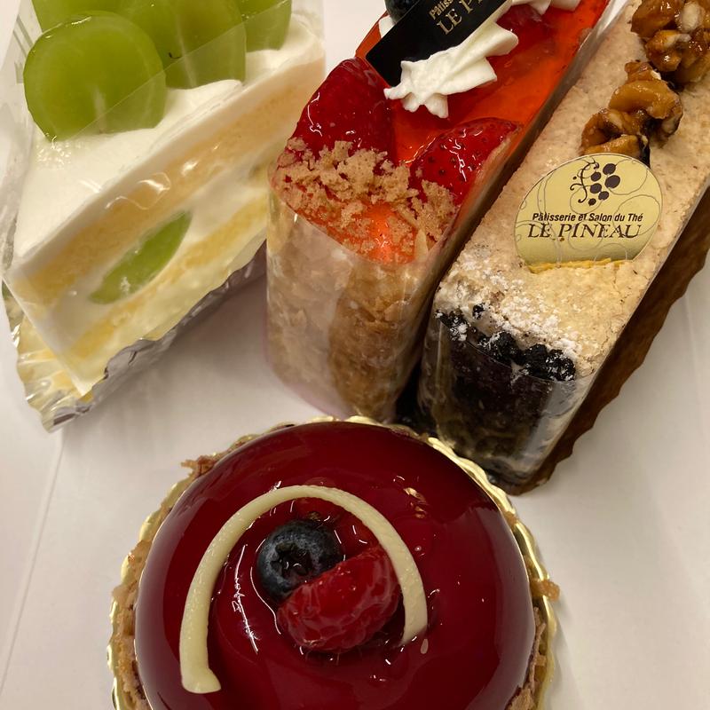 (LE PINEAU 梅田店 （ル　ピノー）)