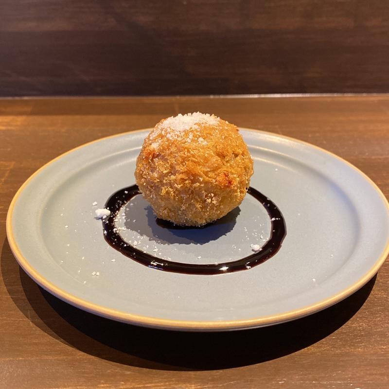 お通し(ライスコロッケ)(お酒とおかず かりなり)