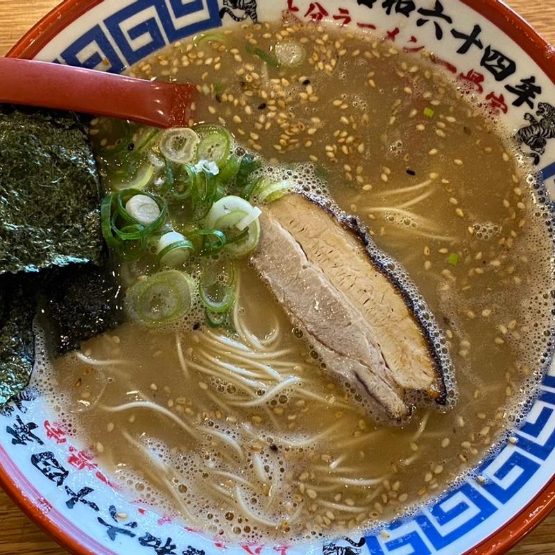 ラーメン(大分豚骨ラーメン 一骨家)