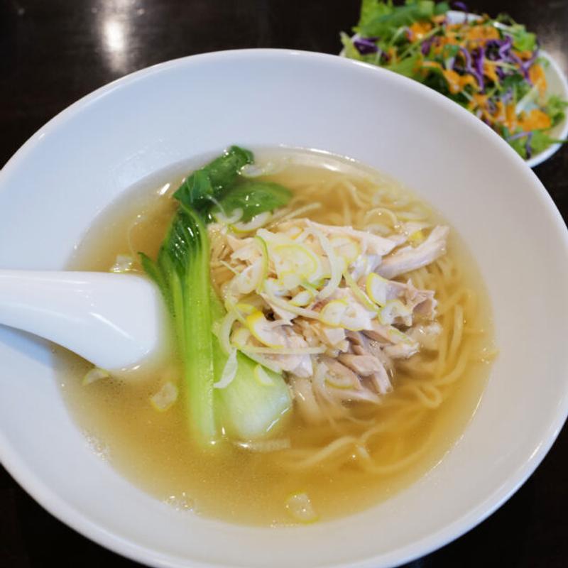 鶏塩そば(中国菜 隨園 （zuien）)