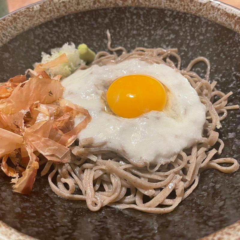 ぶっかけ月見とろろそば(手打ちそば　むすかり)