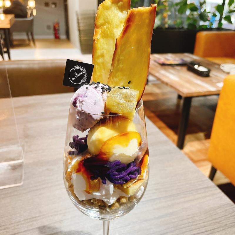 芋パフェ(cafe&diner encontre カフェ&ダイナー エンコンテレ)